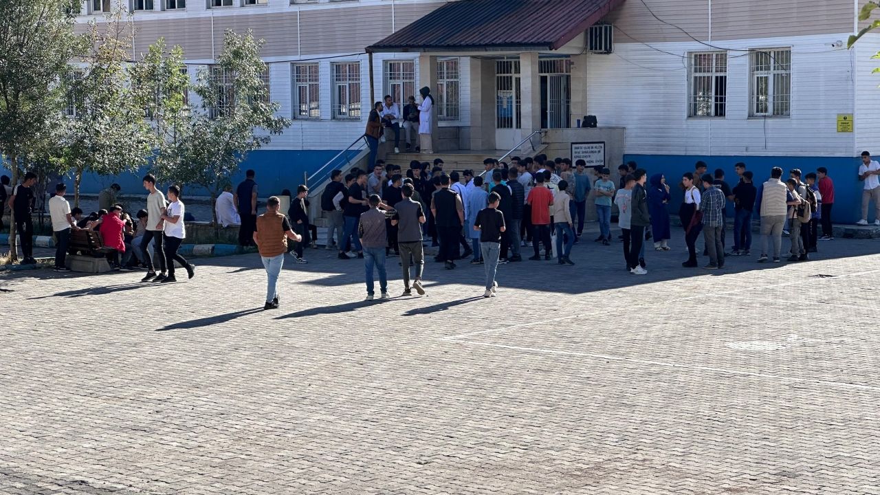 Bitlis'te 4,5 büyüklüğünde deprem