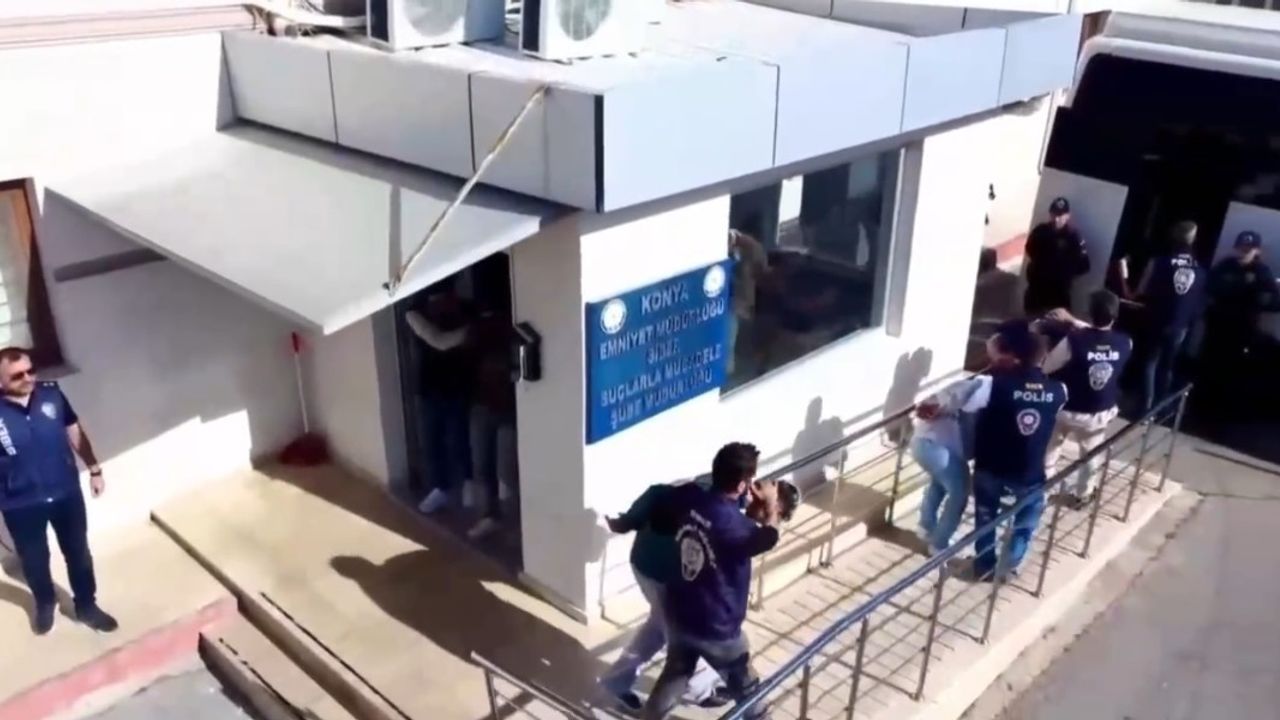 Polisten dolandırıcılara operasyon: 13 tutuklama