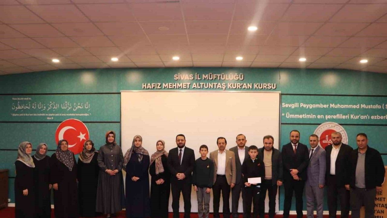 Kur’an bülbülleri ödüllendirildi