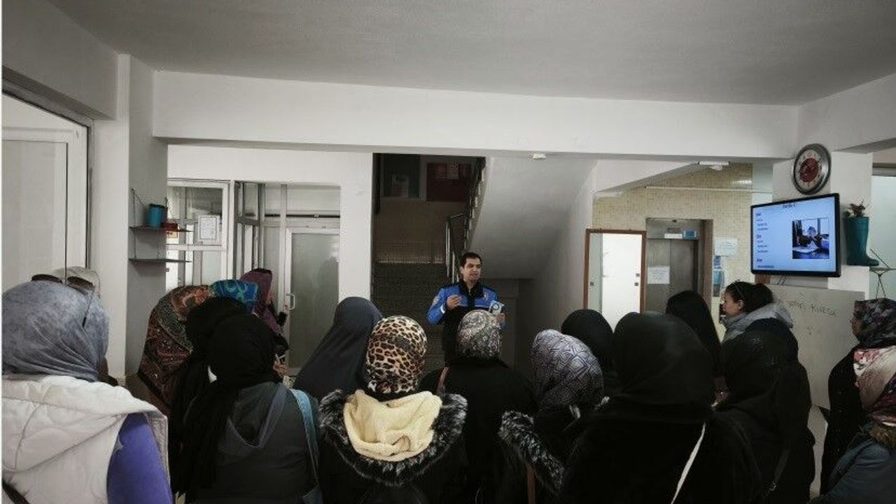 Polisten vatandaşa dolandırıcılık uyarısı