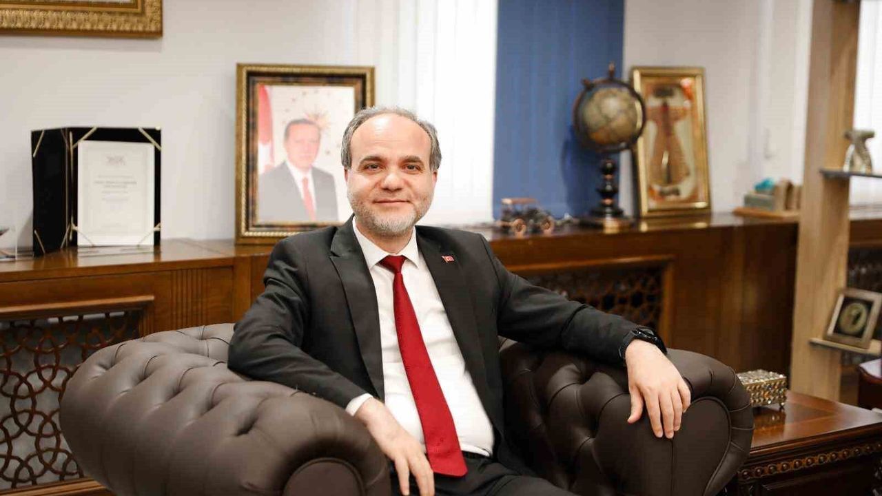 Rektör Hasan Uslu, Dünyanın En Etkili Bilim İnsanları Listesi'nde 8. kez yer aldı