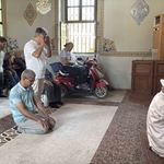 Asırlık cami 17 yıldır ibadetin önündeki 'engelleri' kaldırıyor