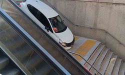 Aracıyla Kızılay metro istasyonuna uçtu