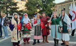 Eskişehir’de ‘Bacıyan-ı Rum Fatma Bacı’ tarihi drama tiyatro oyunu ilgi gördü