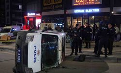 Niğde’de polis otosu ile otomobil çarpıştı: 6 yaralı