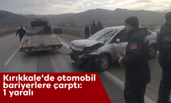 Kırıkkale'de otomobil bariyerlere çarptı: 1 yaralı