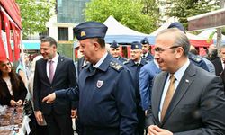 Türk Silahlı Kuvvetlerini Güçlendirme Vakfı yararına hayır çarşısı