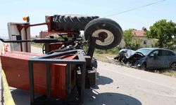 Traktör ile otomobil çarpıştı: 4 yaralı