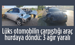 Lüks otomobilin çarpıştığı araç hurdaya döndü: 3 ağır yaralı