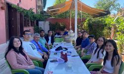 Başkan Ünal, bursiyerlerle görüştü