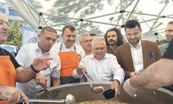 Lokantacılar Odası’ndan 10 bin kişiye aşure