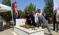 Şehit Fatih Dalgıç kabri başında dualarla anıldı