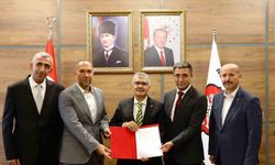 Farklı meslek gruplarına yapay zeka eğitimi protokolü imzalandı
