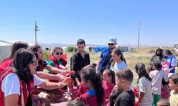 Mevsimlik işçilerin çocukları unutulmaz bir gün yaşadı