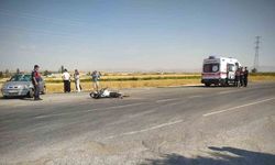 Motosiklet ile otomobil çarpıştı: 1 yaralı