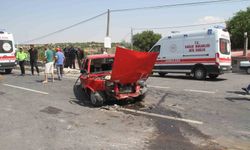 Otomobiller çarpıştı: 4 yaralı