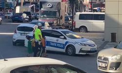 Trafik polisinden yürek ısıtan görüntü
