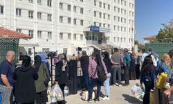 Karaman’da üniversiteli öğrencilerin yurtlara yerleşmeleri devam ediyor