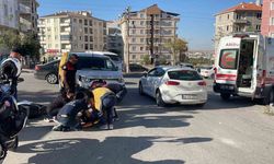 Kargo aracıyla çarpışan elektrikli bisikletin sürücüsü yaralandı