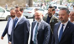 Milletvekili Gökçek’ten Başkan Çolakbayrakdar’a övgü ve teşekkür