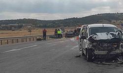 Trafik kazası 1 ölü 3 yaralı