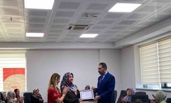 60 yaşında ilk yardım sertifikası aldı