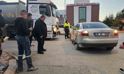 Tanker ile otomobil çarpıştı, kaza ucuz atlatıldı