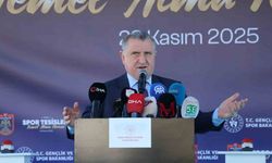 Bakan Bak: "Türkiye, spor devrimi yaşıyor"