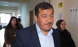 Görme engeline inat başarıya yürüyen öğretmen: Şimdi özel öğrencilerine rehberlik ediyor