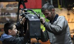 Hurdaya dönen Jawa motosikletler atölyede yeniden gün yüzüne çıkıyor