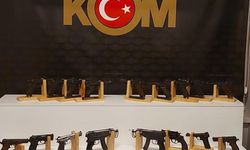 Silah tacirleri yakalandı