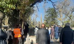 Ünlü şarkıcı Muazzez Abacı Ankara’da defnedildi