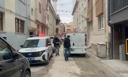 43 yaşındaki genç adam evinde ölü bulundu