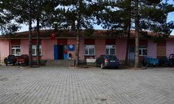 Akşehir’de eski ilkokul binası dikiş nakış kursu oldu