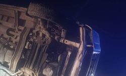 İşçi servisi devrildi: 14 yaralı