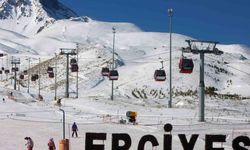 Kayak sezonu açıldı, kayakseverler pistlere akın etti
