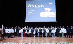 Niğde’de aşçılık öğrencileri beyaz önlüklerini giydi