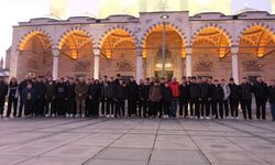 Öğrenciler sabah namazı programında buluşuyor