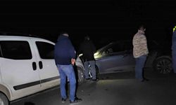 Otomobil ile hafif ticari araç çarpıştı: 8 yaralı