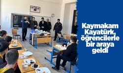 Kaymakam Kayatürk, öğrencilerle bir araya geldi