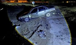 Otomobiller çarpıştı: 2 yaralı