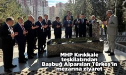 MHP Kırıkkale teşkilatından Başbuğ Alparslan Türkeş’in mezarına ziyaret