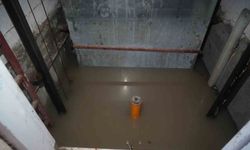 Niğde'nin Çiftlik ilçesinde yağışın ardından taşkınlar yaşandı