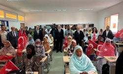 Moritanya'da Türkoloji okuyan Afrikalı öğrenciler UCLG Başkanı Altay'ı coşkuyla karşıladı