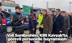 Vali Sarıibrahim, Kilit Kavşak’ta görevli personelle bayramlaştı