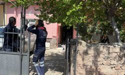 Aksaray'da yaşlı adam karısını evde ölü buldu