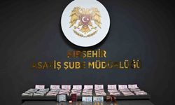 Ayarı düşük 53 altınla dolandırıcılık yapan 2 kişi tutuklandı