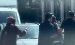 Sürücüler arasındaki yol verme tartışması kamerada