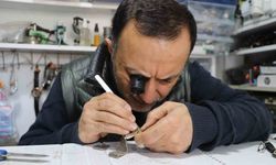 Büyük mekanizmadan kol saatlerine saatçilik mesleğinin sabır isteyen yolculuğu