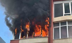 Korkutan yangın, daire alev alev yandı